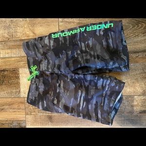 Under Armour Swim trunks small
